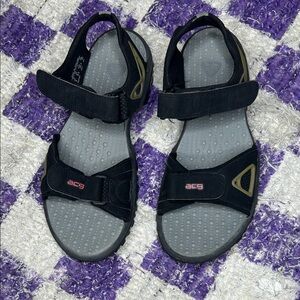Nike ACG All Trac Dual Strap Velcro Sandals